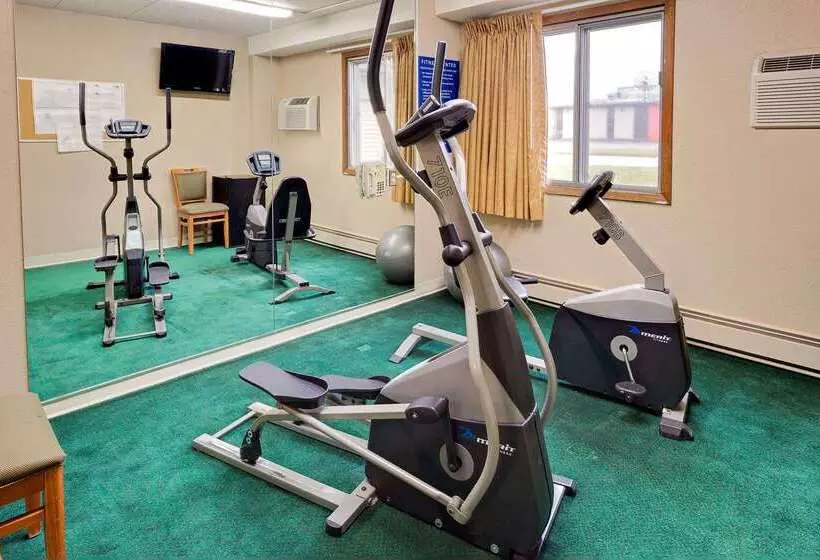 בית מלון כפרי Days Inn By Wyndham Winona