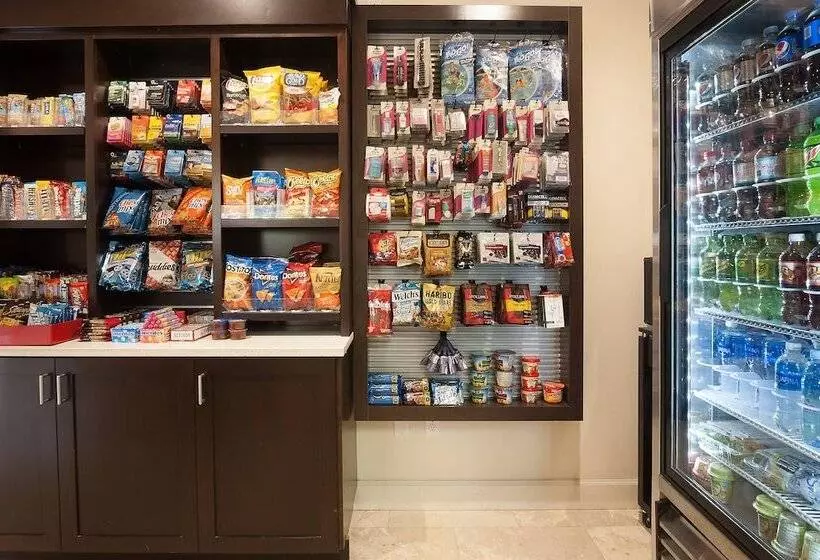 Delta Hotels By Marriott Orlando Lake Buena Vista