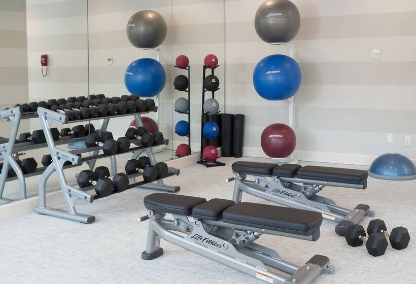 Delta Hotels By Marriott Orlando Lake Buena Vista