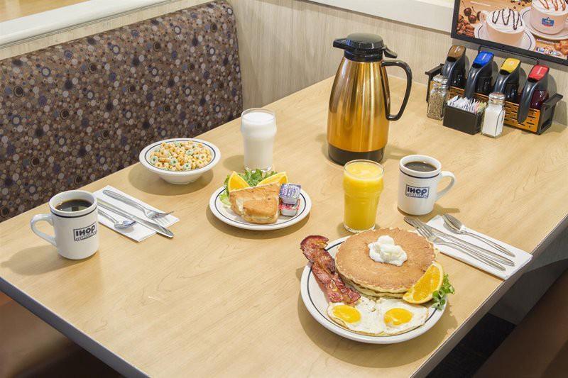 هتل Fairfield Inn & Suites By Marriott Alexandria West/mark Center