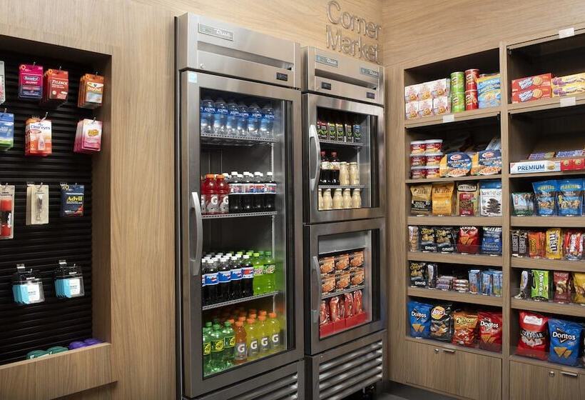 هتل Fairfield Inn & Suites By Marriott Alexandria West/mark Center