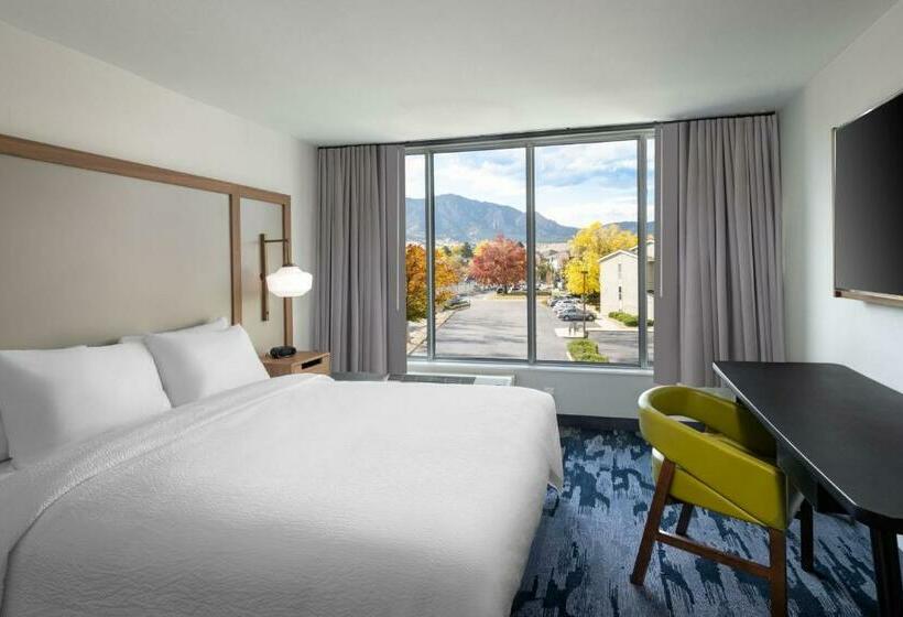Отель Fairfield Inn & Suites Boulder