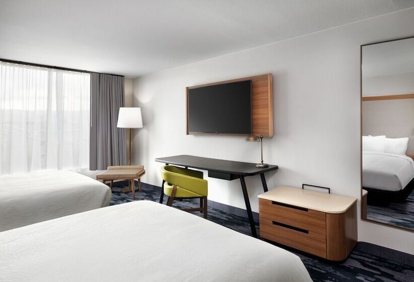 Отель Fairfield Inn & Suites Boulder