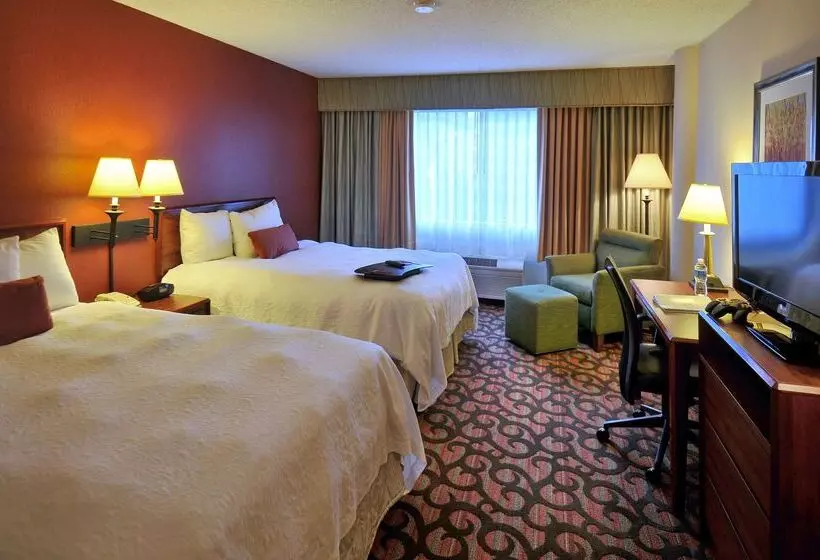 Отель Hampton Inn Denver West Federal Center