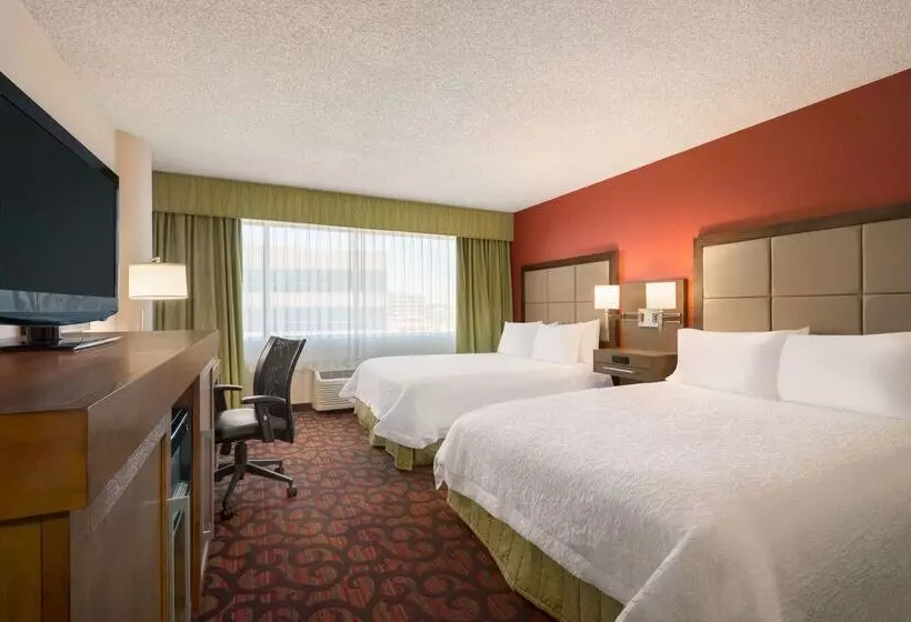 Отель Hampton Inn Denver West Federal Center