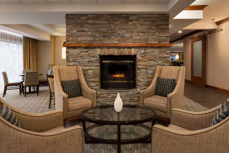 Отель Hampton Inn Denver West Federal Center