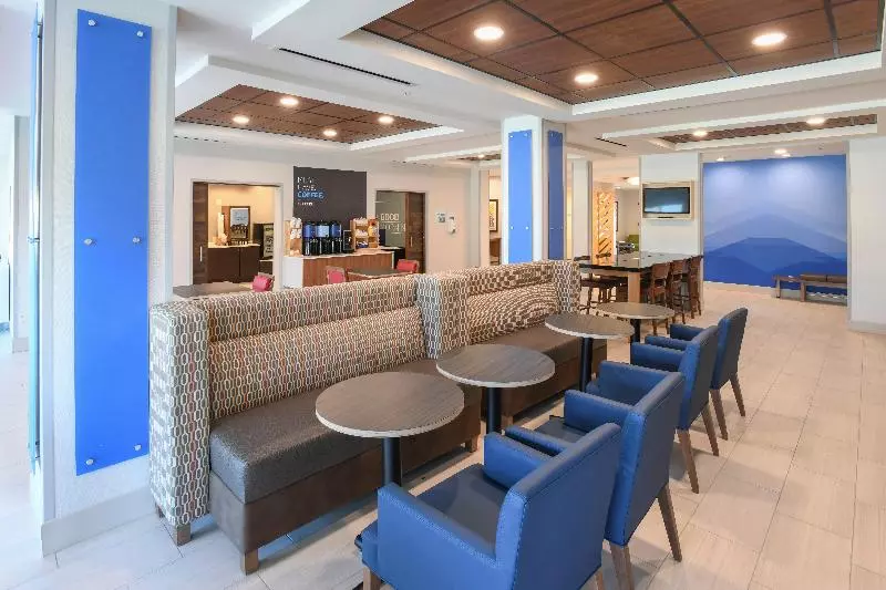 Holiday Inn Express Hotel & Suites Richwood   Cincinnati South, An Ihg