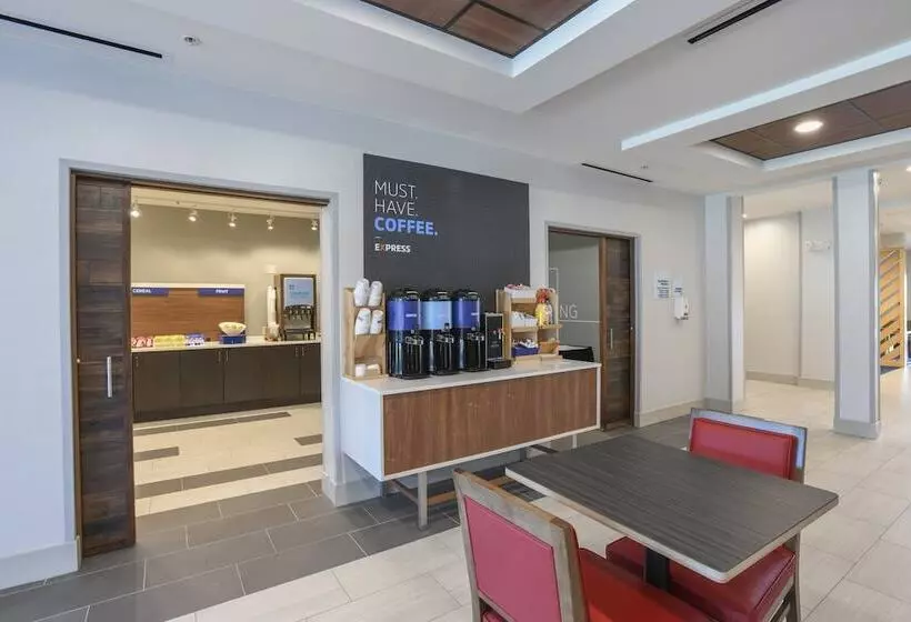 Holiday Inn Express Hotel & Suites Richwood   Cincinnati South, An Ihg