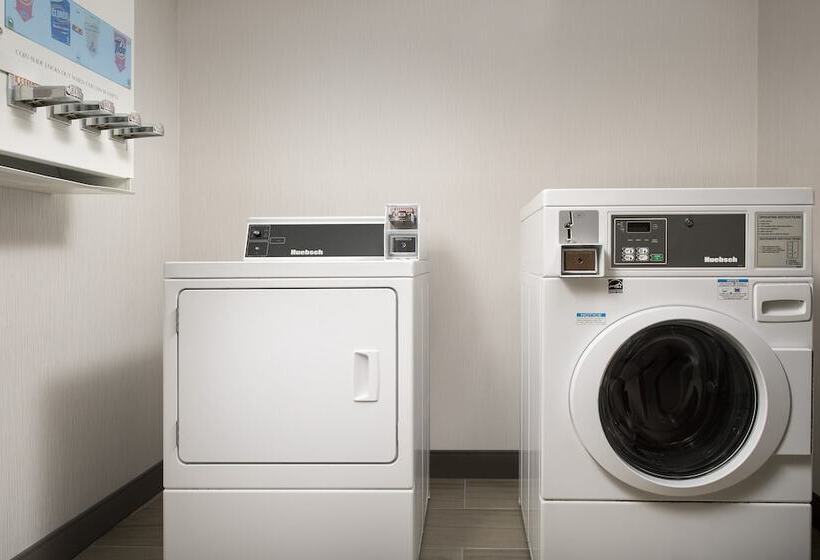 هتل Holiday Inn Express Boston Saugus, An Ihg