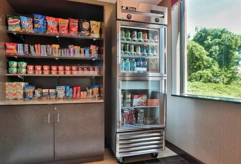 Otel Holiday Inn Express Boston Saugus, An Ihg