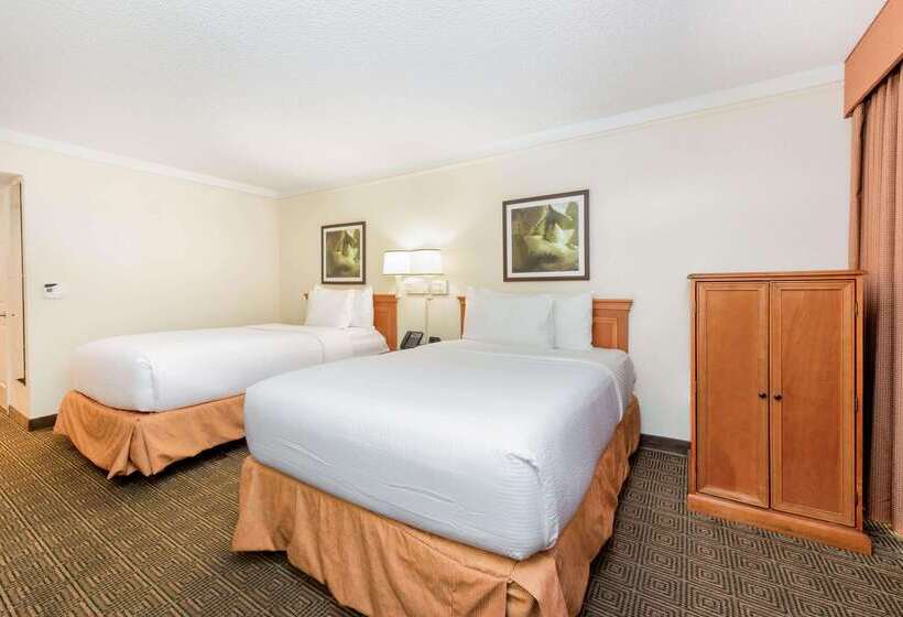 فندق La Quinta By Wyndham Ft Lauderdale Cypress Creek