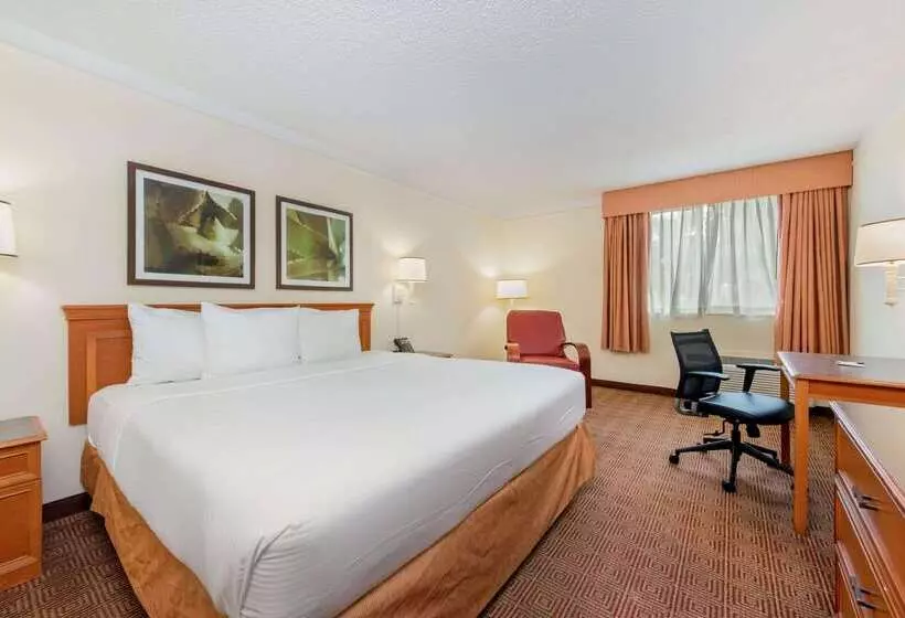 فندق La Quinta By Wyndham Ft Lauderdale Cypress Creek