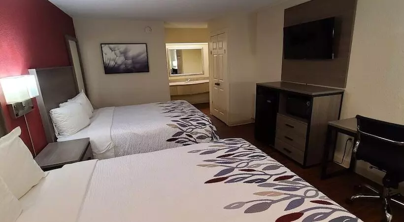 فندق Red Roof Inn & Suites Cornelius   Lake Norman