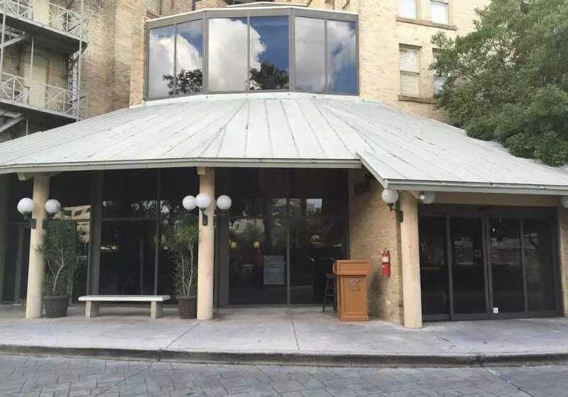 Szálloda The Crockett