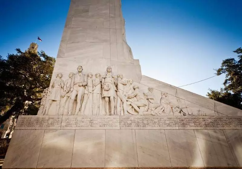 Szálloda The Crockett