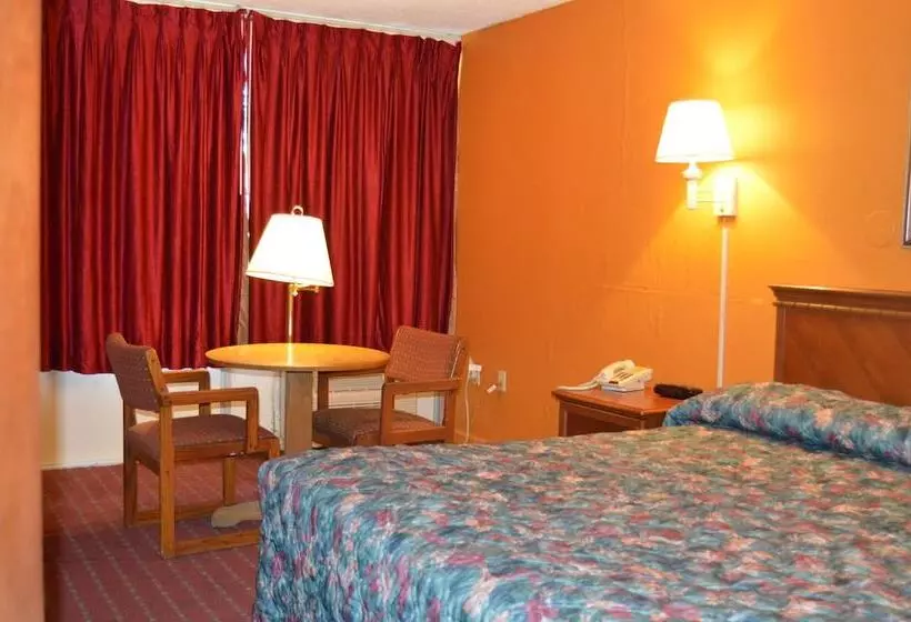 Отель Travelers Inn