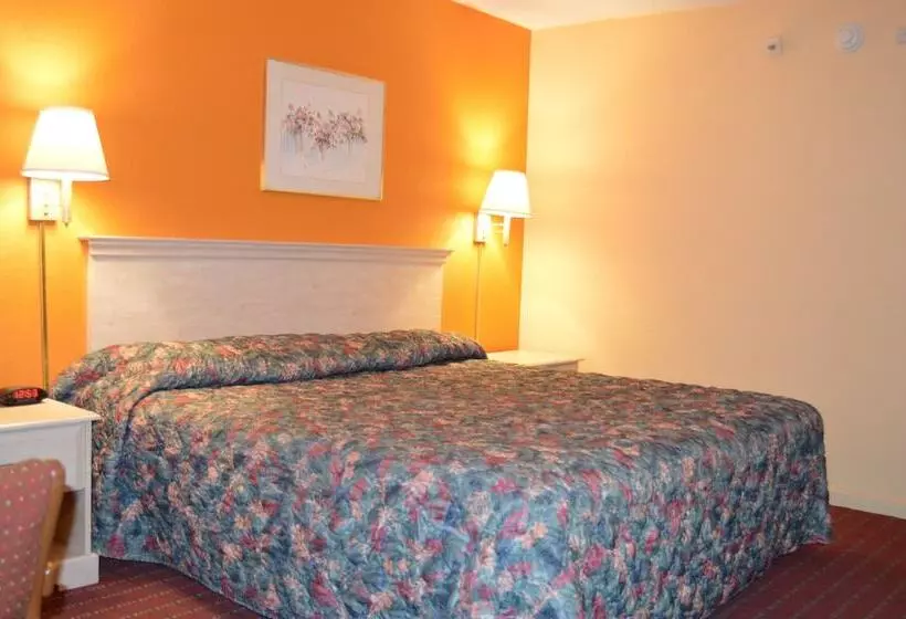 Отель Travelers Inn