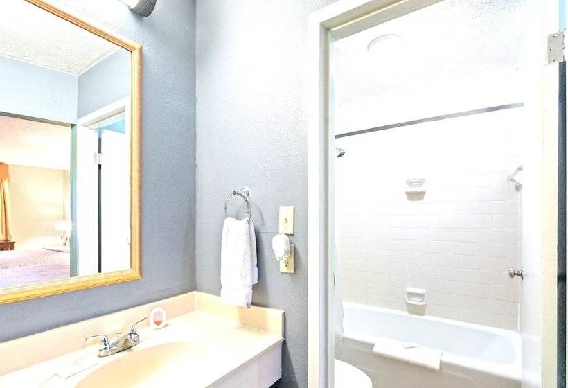 فندق Williamsburg Suites