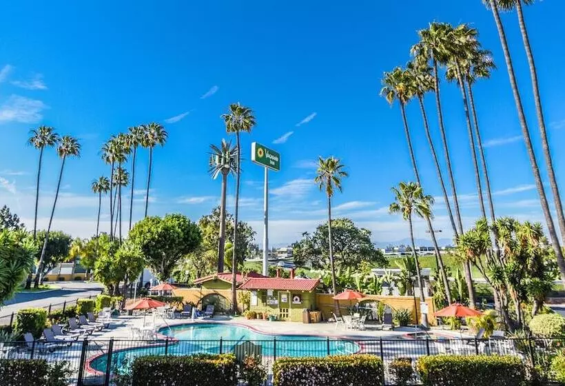 فندق Vagabond Inn Costa Mesa