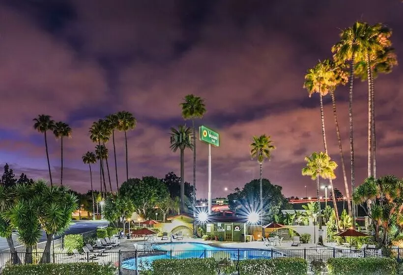 فندق Vagabond Inn Costa Mesa