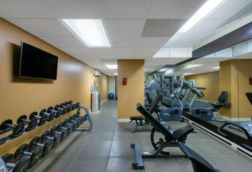 ホテル Aksarben Suites, A Trademark Collection