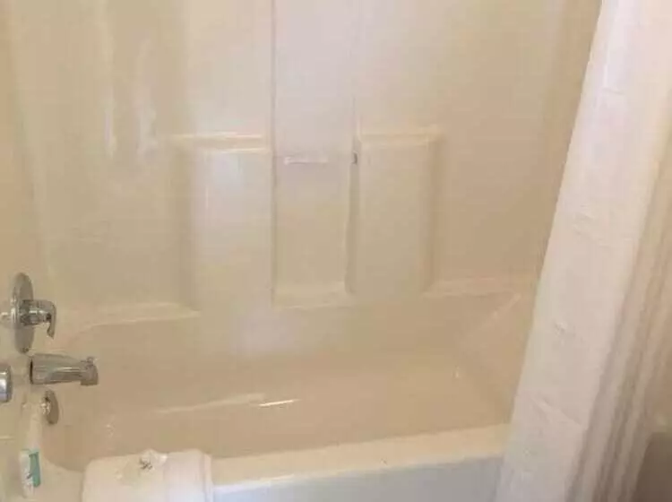 Szálloda Belmont Inn And Suites