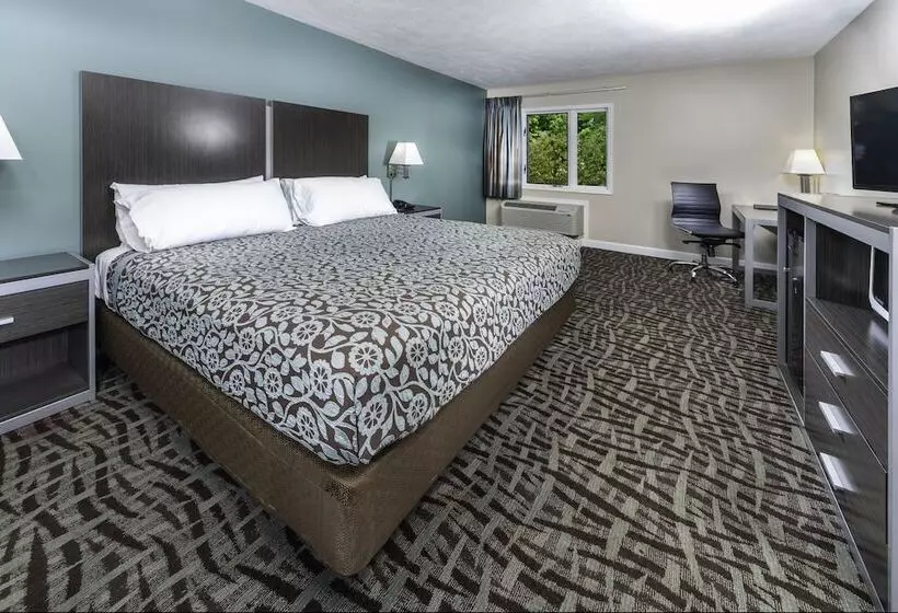 Bridgepointe Inn & Suites By Bphotels, Council Bluffs, Omaha Area