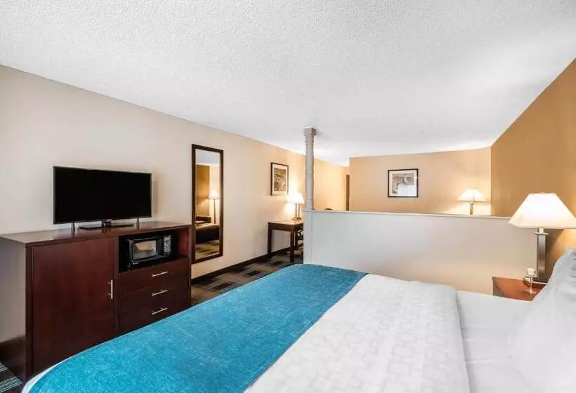 ホテル Oasis Inn Tacoma