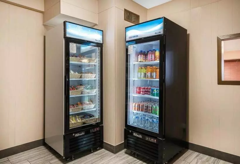 ホテル Oasis Inn Tacoma