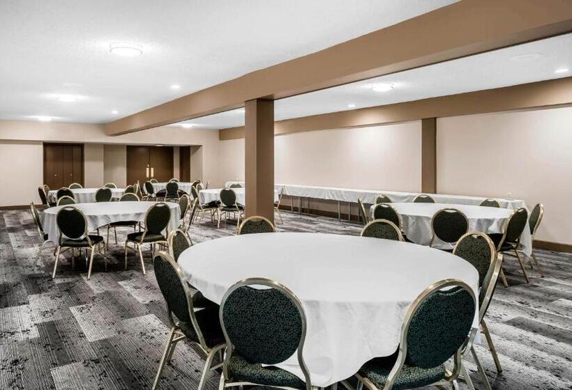 هتل Oasis Inn Tacoma