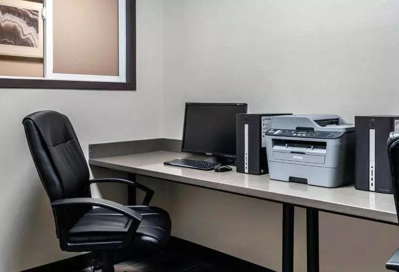 ホテル Oasis Inn Tacoma