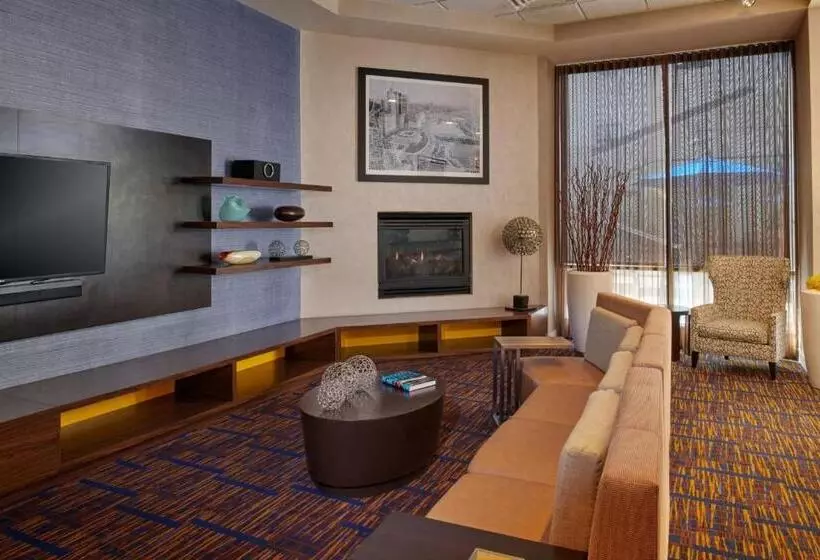 酒店 Courtyard Columbus Downtown