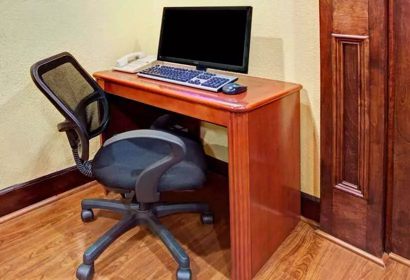 Hotelli Days Inn By Wyndham Mariettaatlantadelk Road