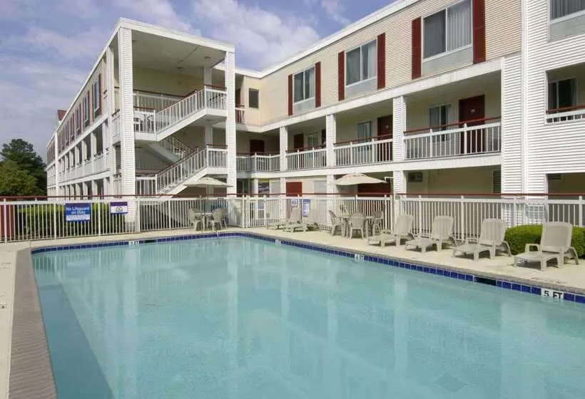 Hotelli Days Inn By Wyndham Mariettaatlantadelk Road