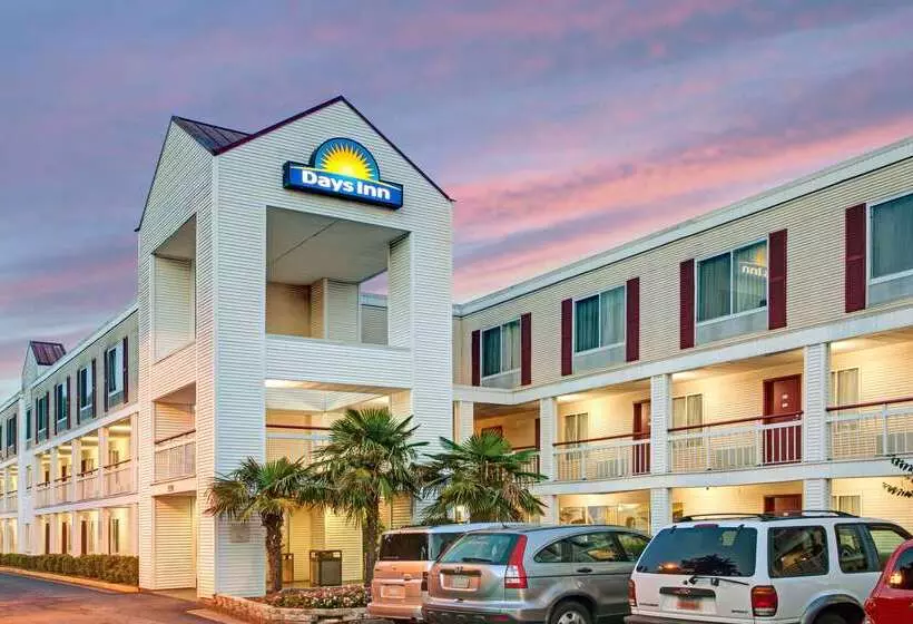 Hotelli Days Inn By Wyndham Mariettaatlantadelk Road