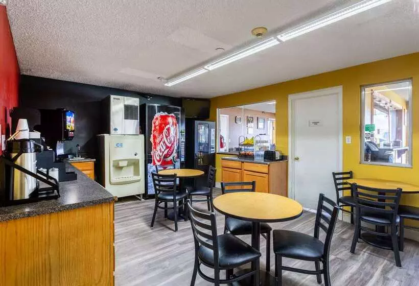 בית מלון כפרי Econo Lodge Gallup