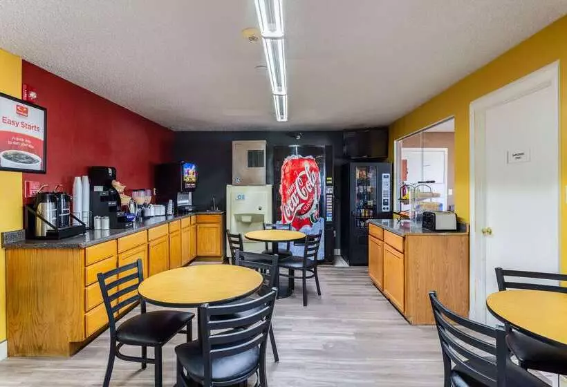 בית מלון כפרי Econo Lodge Gallup