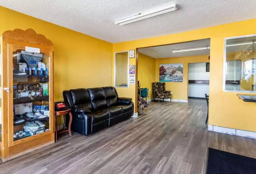 בית מלון כפרי Econo Lodge Gallup