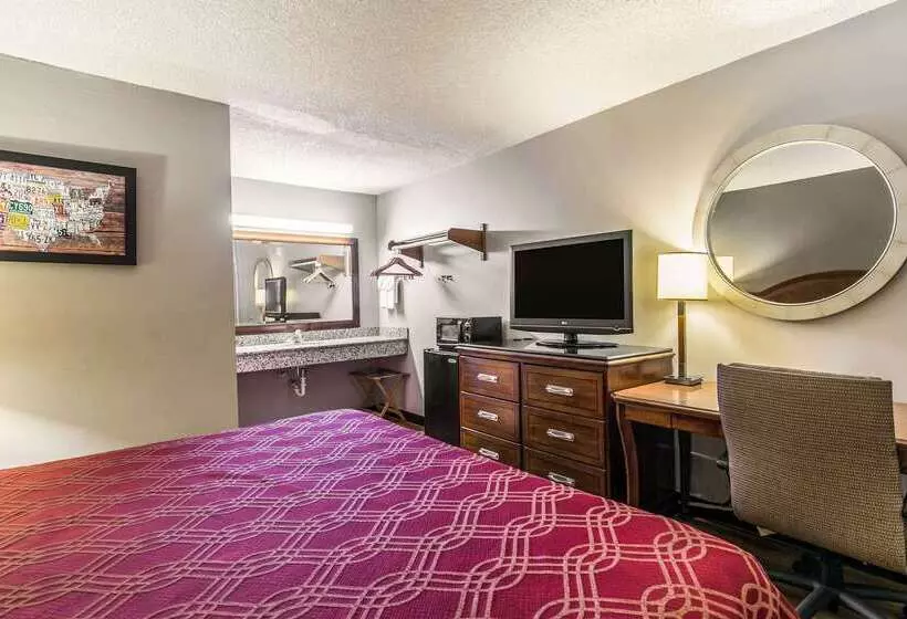 هتل Econo Lodge North