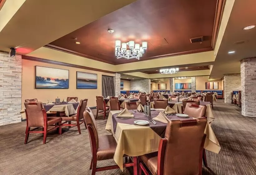 Edgewater Hotel & Casino Resort