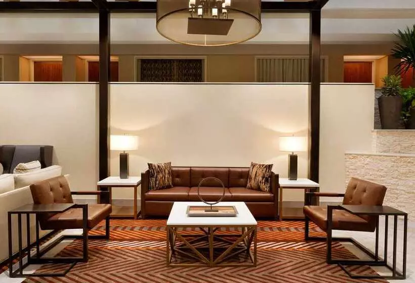 Hotel Embassy Suites By Hilton Austin Downtown South Congress