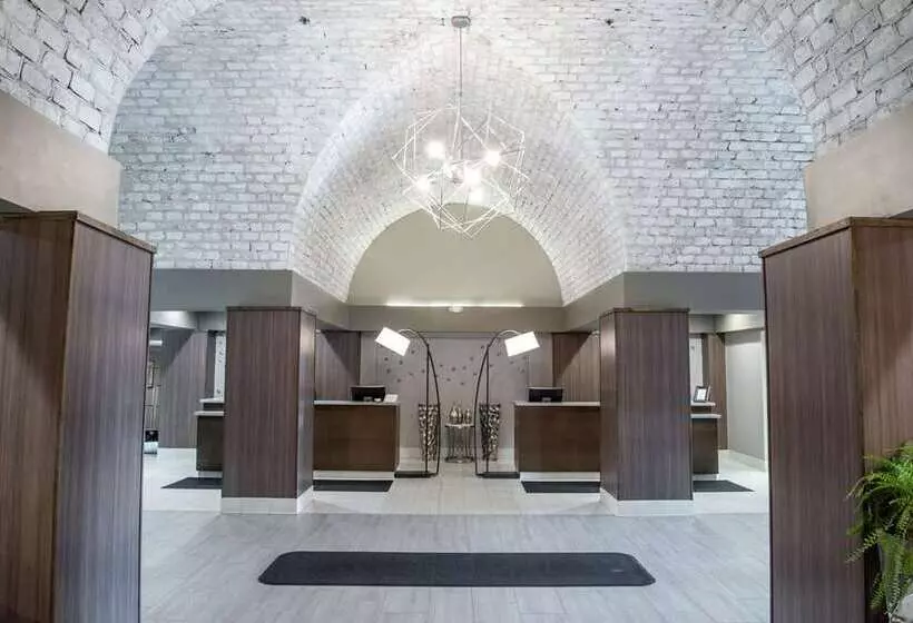 فندق Embassy Suites By Hilton Chicago Schaumburg Woodfield