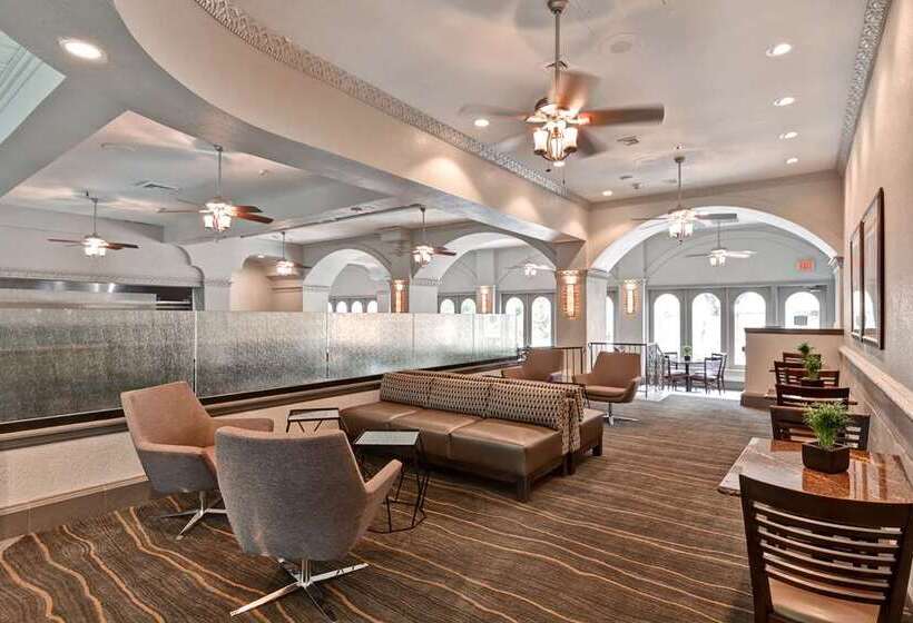 هتل Embassy Suites By Hilton Miami International Airport