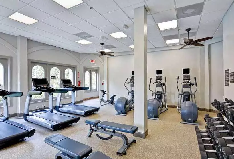 בית מלון כפרי Embassy Suites By Hilton Miami International Airport