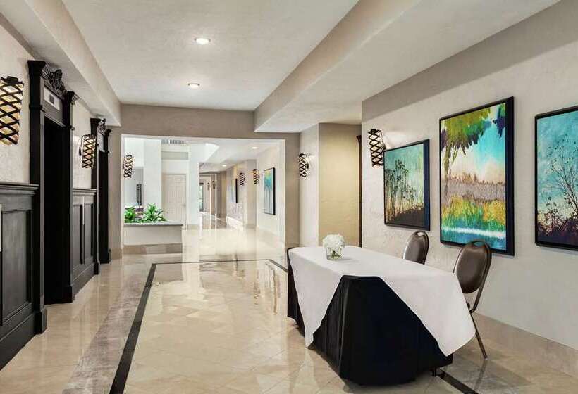 Отель Embassy Suites By Hilton Santa Ana Orange County Airport