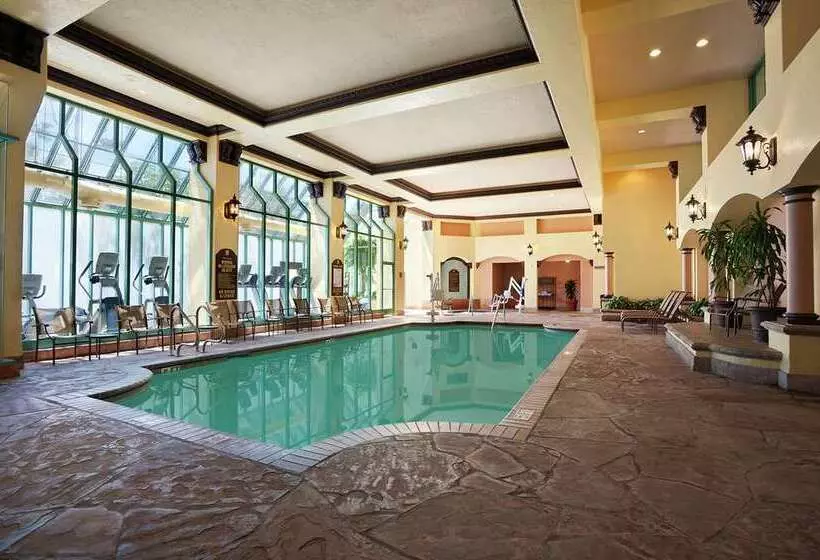 فندق Embassy Suites By Hilton Santa Ana Orange County Airport