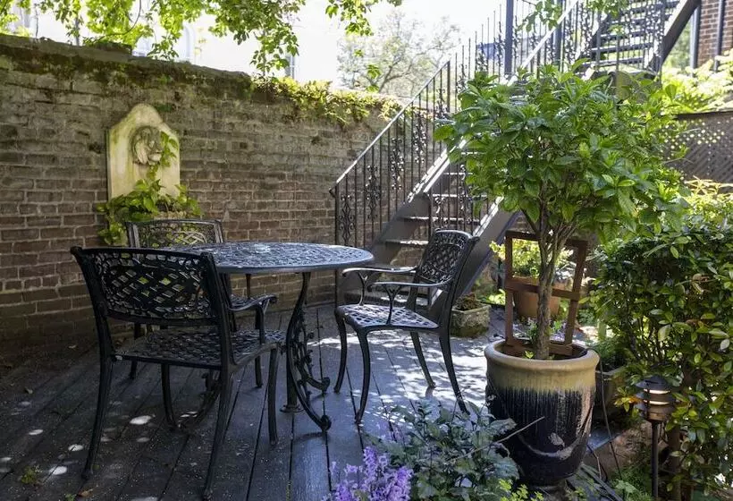 فندق Foley House Inn