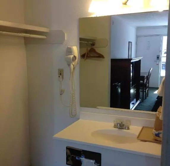 هتل Houston Inn And Suites