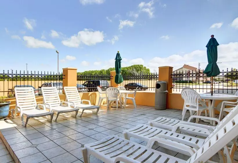 Szálloda Quality Inn Dfw Airport North