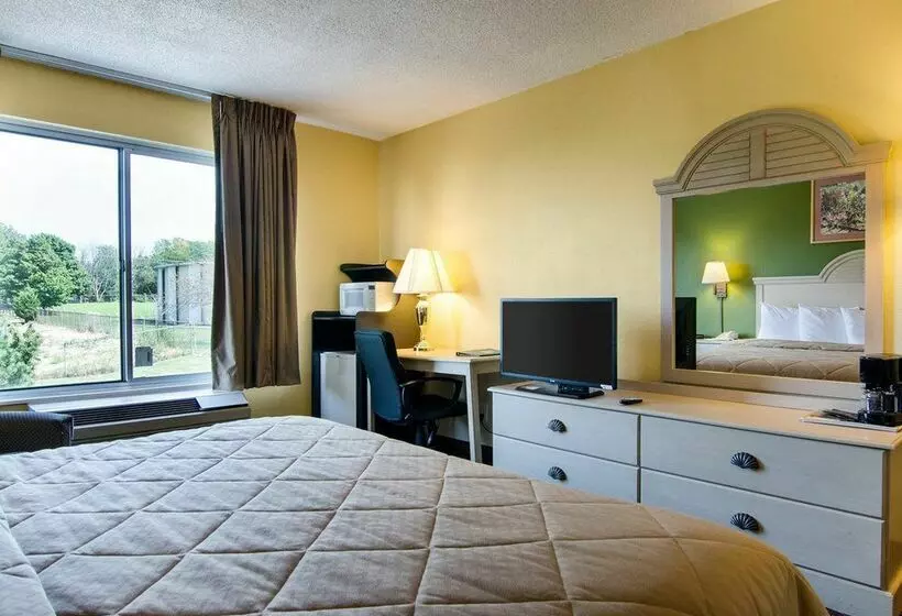 فندق Quality Inn 